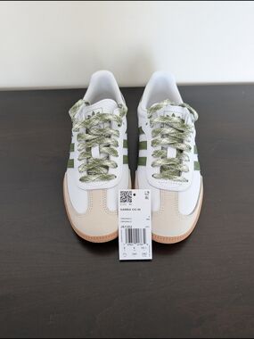 NIB Adidas Samba Olive Green & White Sneakers 7.5